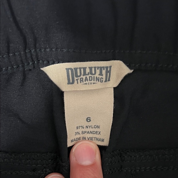 Duluth Trading Co Black capri Pants - Picture 2 of 3